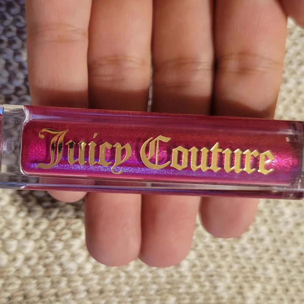 Juicy Metallic Lip Makeup